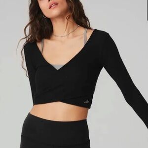 Alo Yoga Amelia Luxe Long-Sleeve Crop